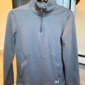Under Armour Pullover. Grey. Size petite small.